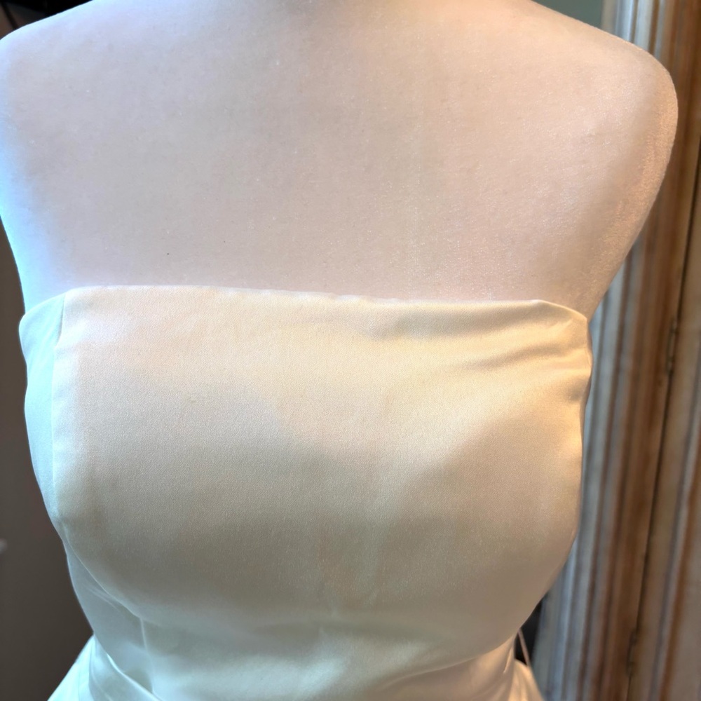 NEW Satin Wedding Dress 2 Piece Wedding Dress with Jacket NWOT Size M/8 - Picture 8 of 16